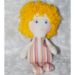 Boneca chaveiro loira