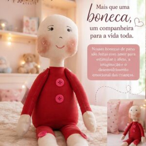 Boneca de pijama vermelho